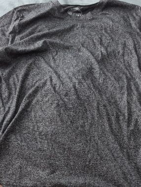 Dikotomy Tee- L